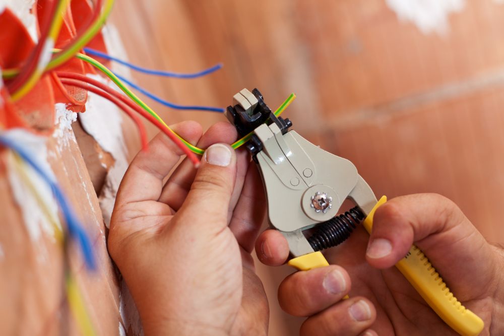 Signs your home is due for electrical panel repairs replacement
