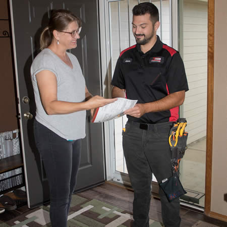 Mead co electrician giving an estimate